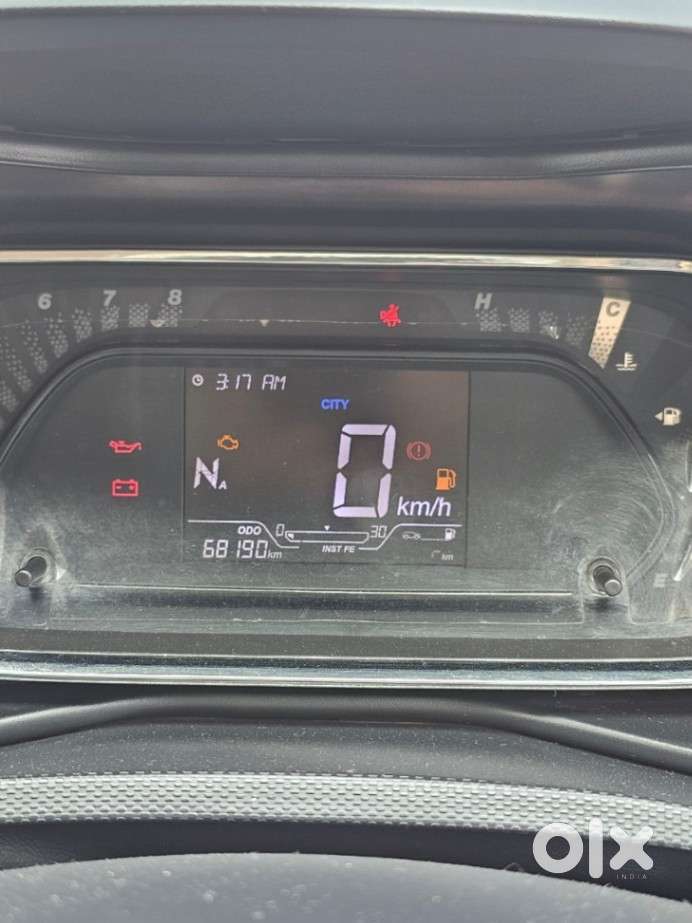 Tata Nexon 1.2 Revotron Xma Amt (s), 2020, Petrol