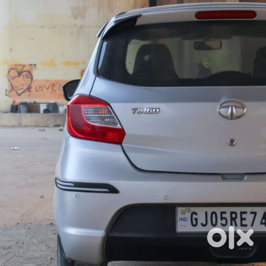 Tata Tiago 1.2 Revotron Xt, 2018, Petrol