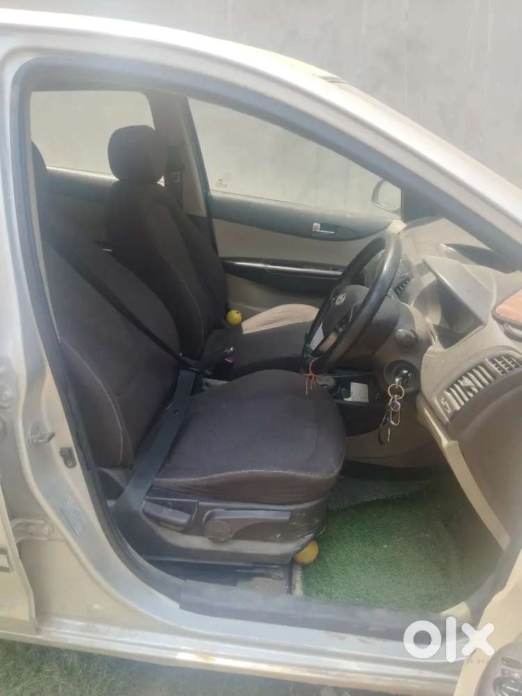 Hyundai I20 Asta Well Maintained  Good Condition  (rc Valid Till 2030)