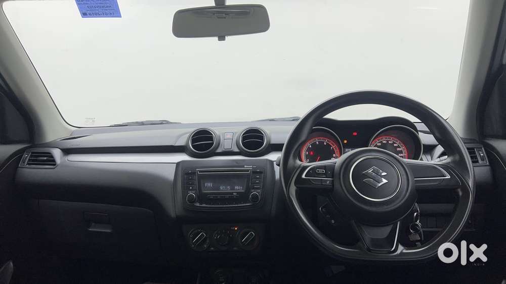 Maruti Suzuki Swift Amt Vvt Vxi, 2018, Petrol