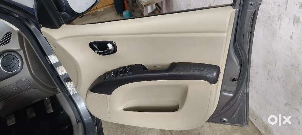 Hyundai I10 Sportz Petrol Manual 2013