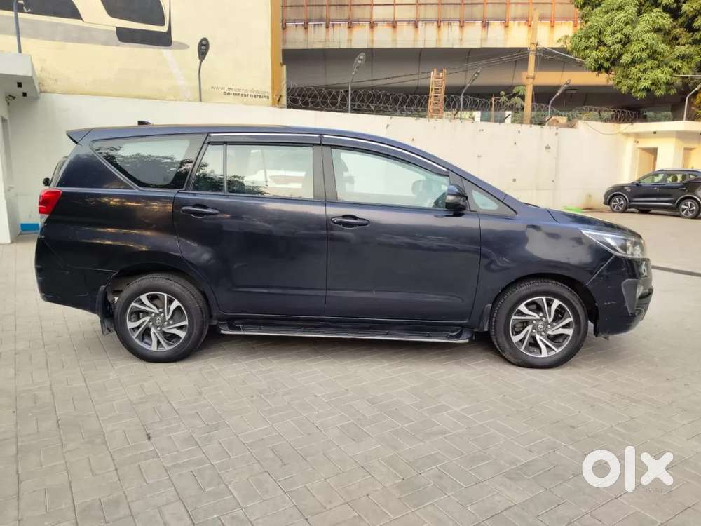 Toyota Innova Crysta [2020-ongoing] 2.7 Gx At 7 Str, 2022, Petrol