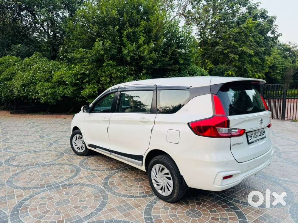 Maruti Suzuki Ertiga 1.5 Vxi, 2025, Cng & Hybrids