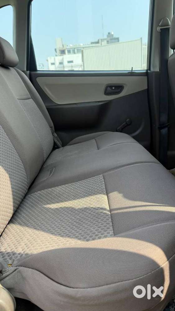 Maruti Suzuki Zen Estilo Lxi Bs Iv, 2011, Petrol