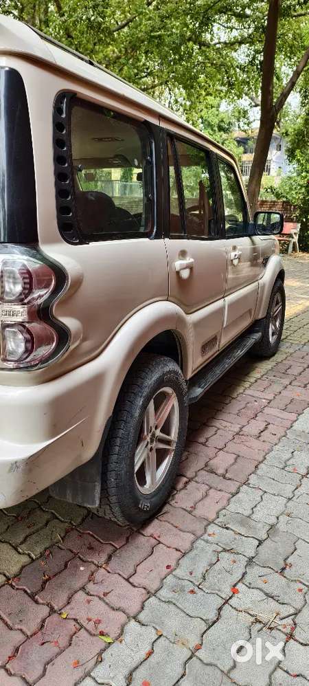 Mahindra Scorpio Classic 2017