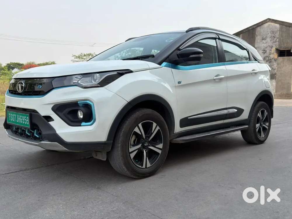 Nexon Ev Top End. Extension Battery Warranty