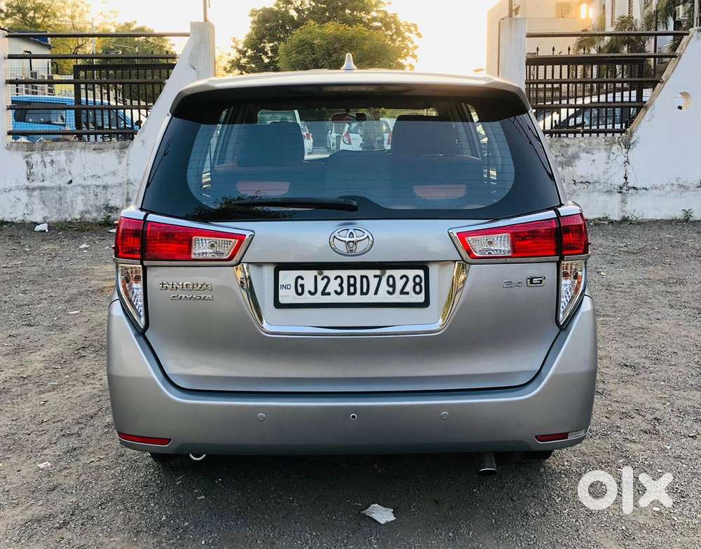 Toyota Innova Crysta 2.4 G Mt 8s, 2016, Diesel