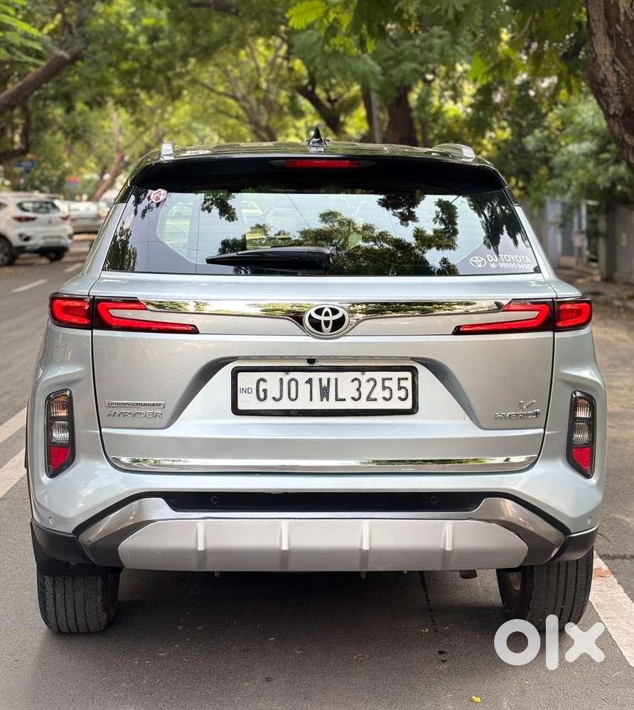 Toyota Urban Cruiser Hyryder, 2023, Petrol