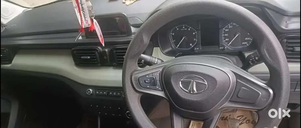 Tata Punch 1.2 Rhythm 2023