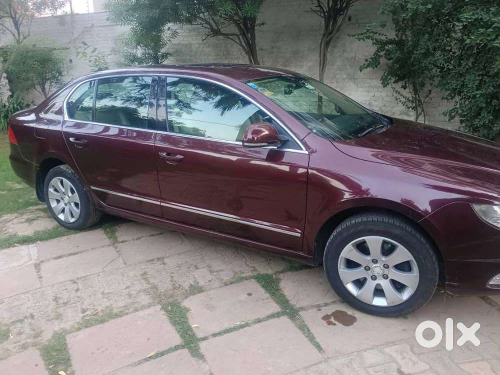 Skoda Superb Corporate 1.8 Tsi Mt, 2011, Petrol