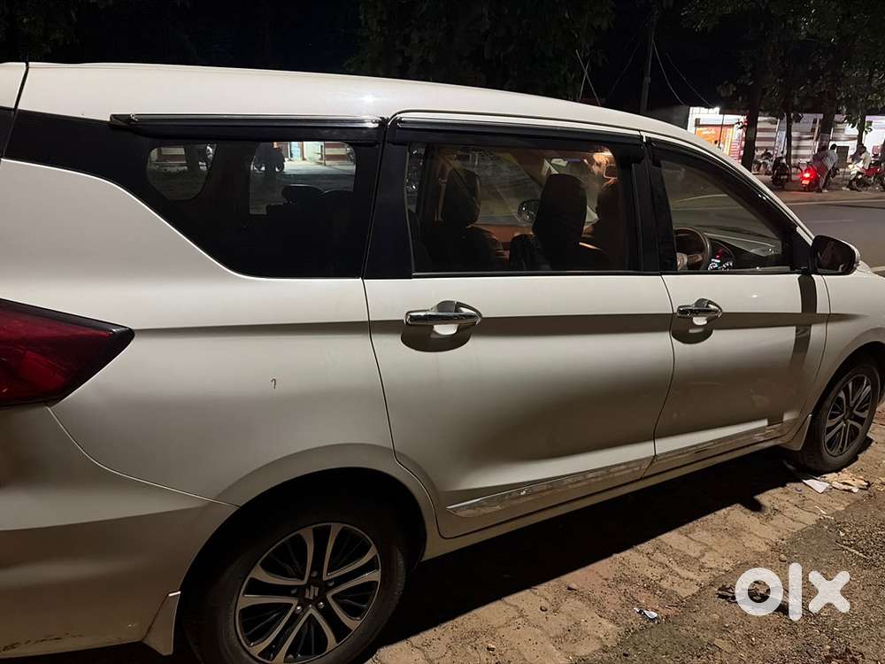 Maruti Suzuki Ertiga Zxi 2025