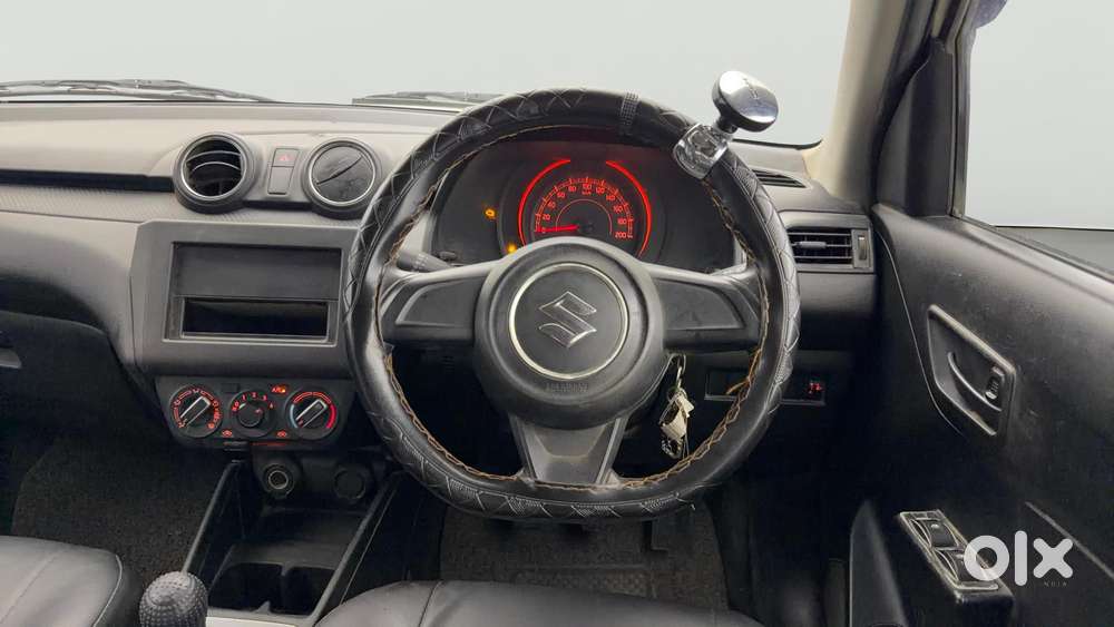 Maruti Suzuki Swift Lxi, 2018, Cng & Hybrids
