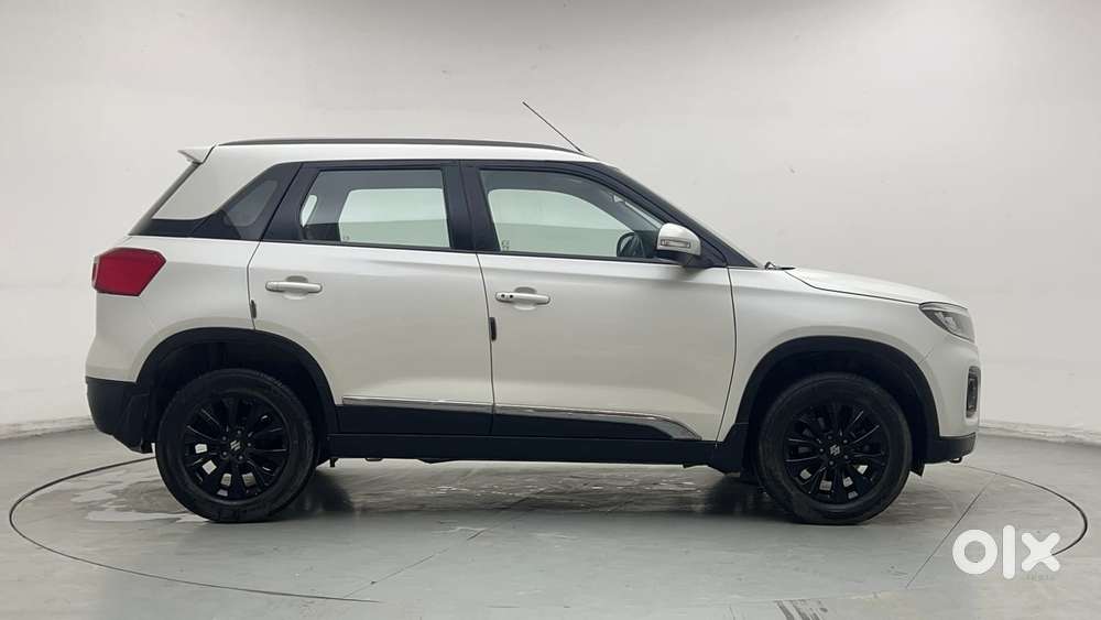 Maruti Suzuki Vitara Brezza 1.5 Zxi At, 2022, Petrol