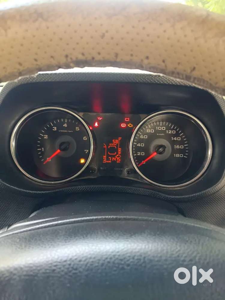 Mahindra Tuv 300 Diesel 2018 Variant
