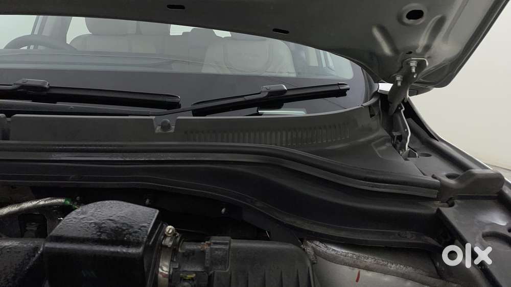 Mahindra Xuv700 2.2 Ax 5 Diesel At 7 Str, 2023, Diesel