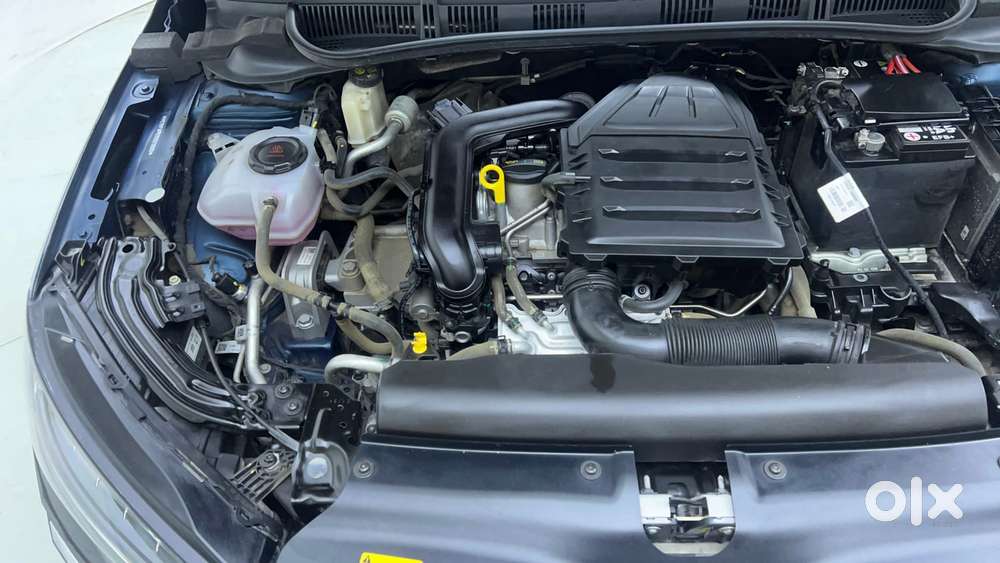 Skoda Slavia Style 1.0l Tsi At, 2024, Petrol