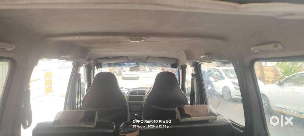 Maruti Suzuki Eeco Smiles 7 Seater Standard, 2017, Lpg