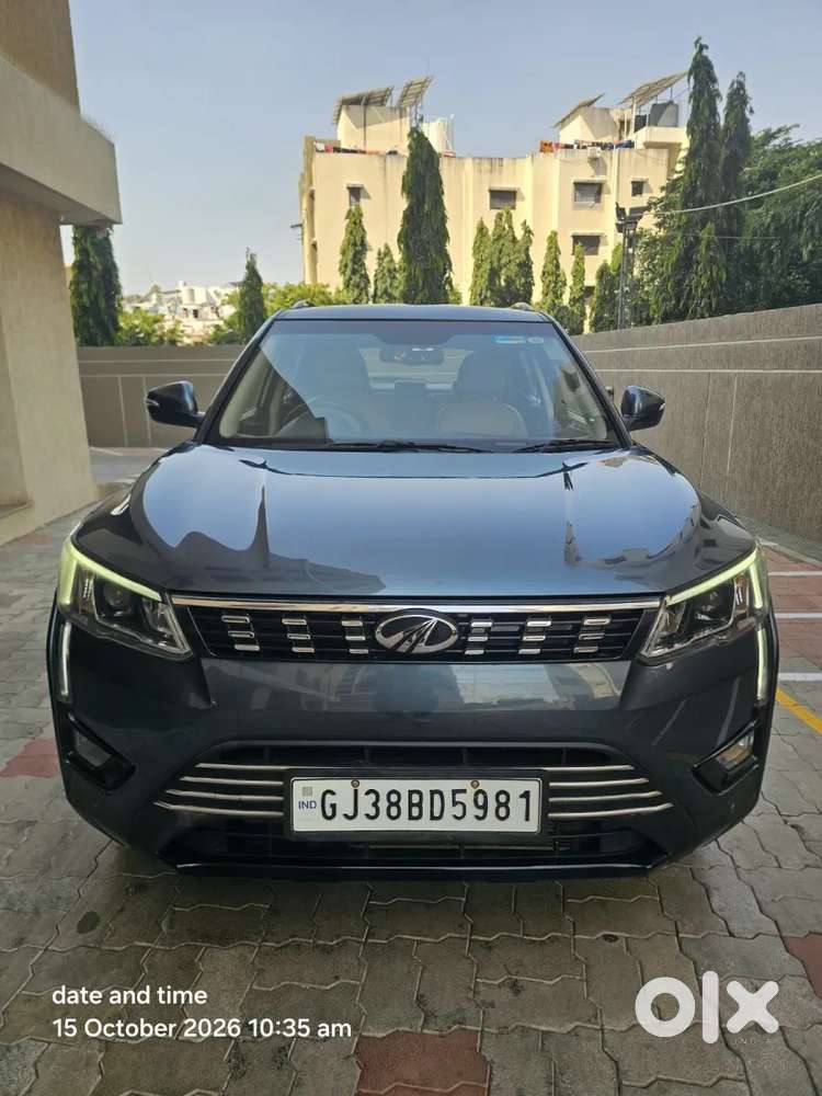 Mahindra Xuv300 W8 (o) 1.5 Diesel Amt, 2022, Diesel