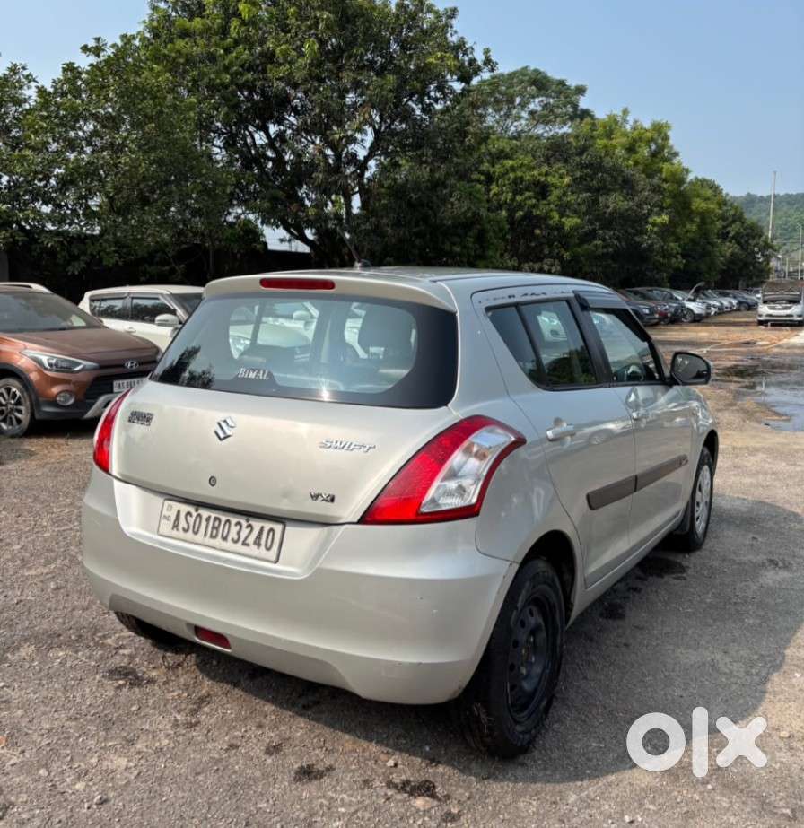 Maruti Suzuki Swift Vxi, 2015, Petrol