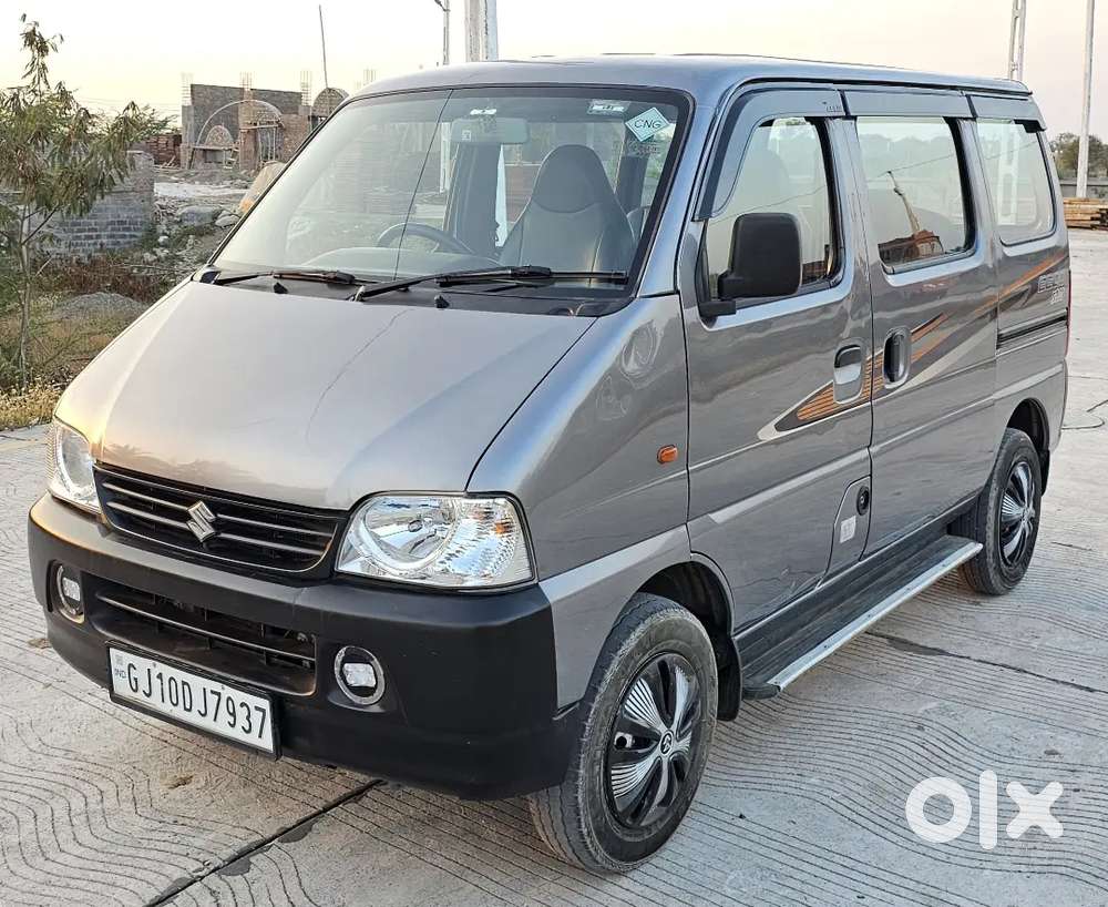 Maruti Suzuki Eeco 2022 Cng & Hybrids 77000 Km Driven