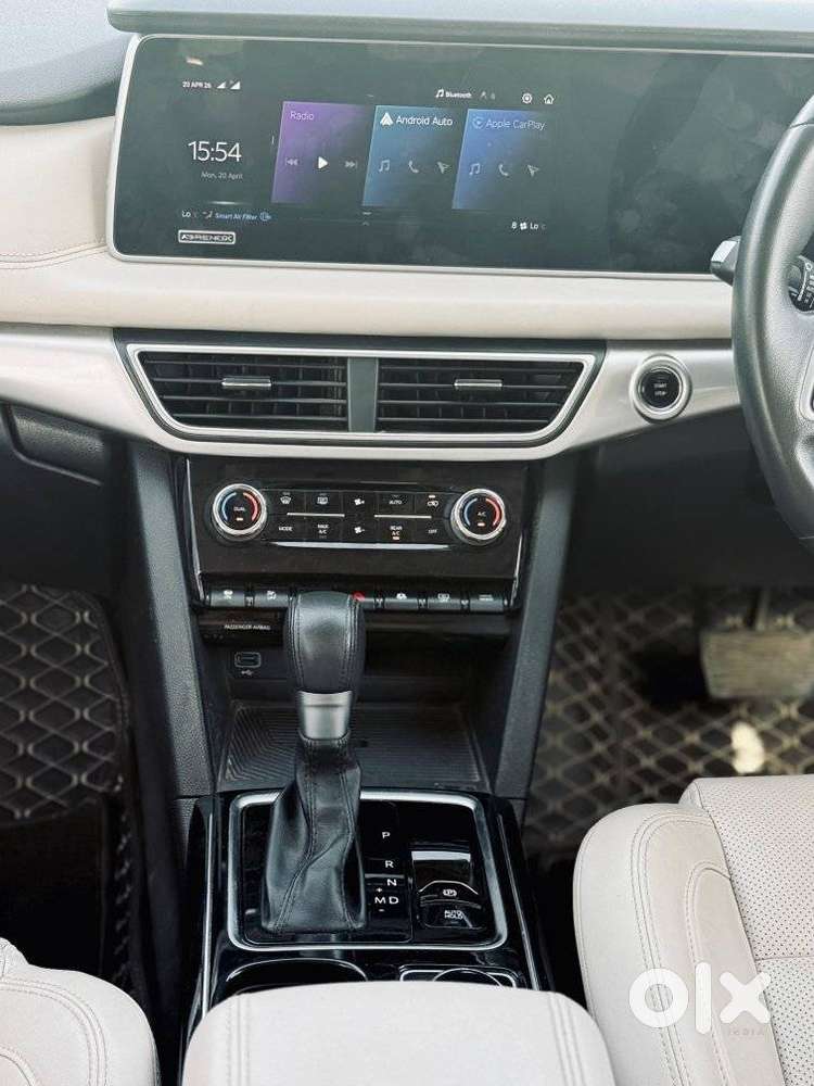 Mahindra Xuv700 2.2 Ax 7 Diesel At Luxury Pack Str Awd, 2024, Diesel