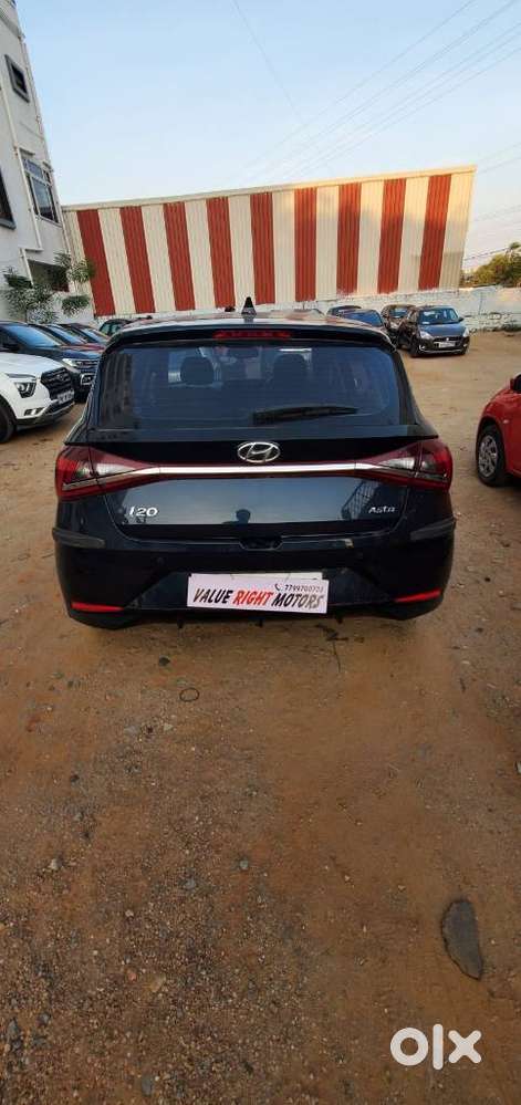 Hyundai I20 Asta (o) 1.2 Mt, 2021, Petrol