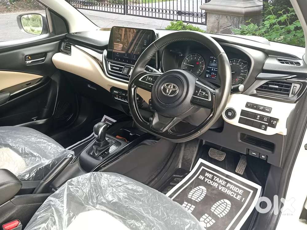 Toyota Glanza, 2025, Petrol