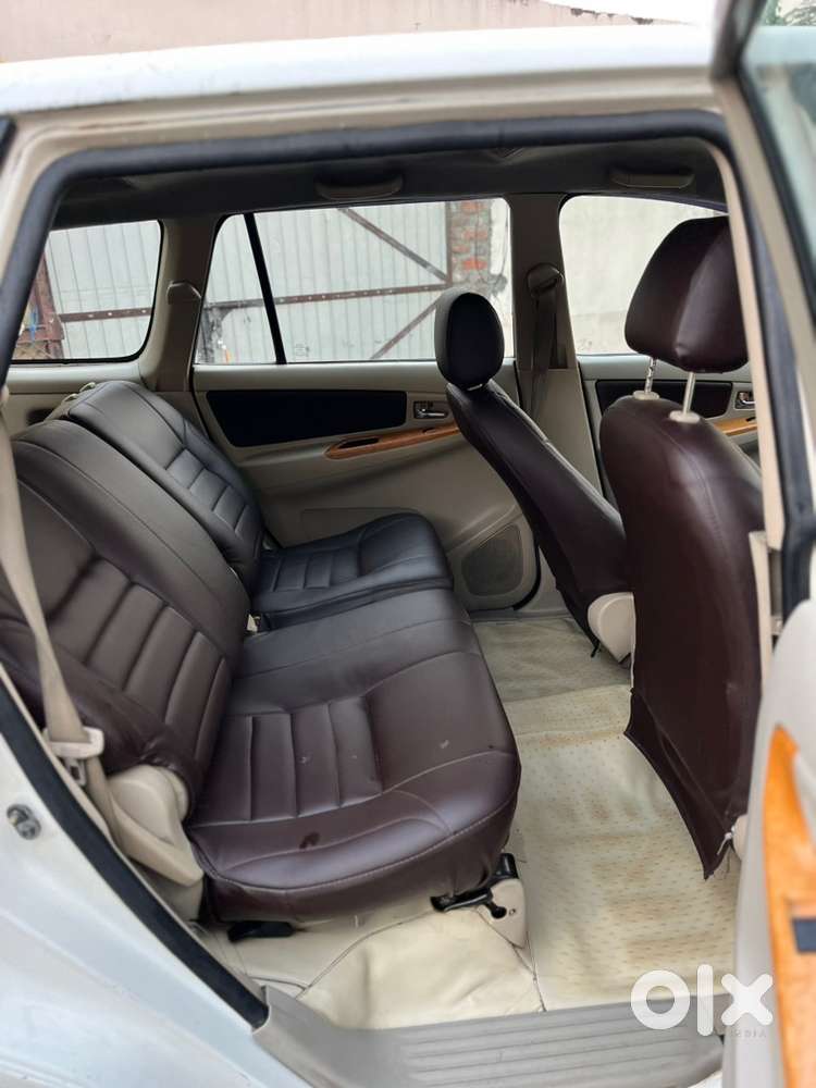 Toyota Innova 2008 Diesel Well Maintained