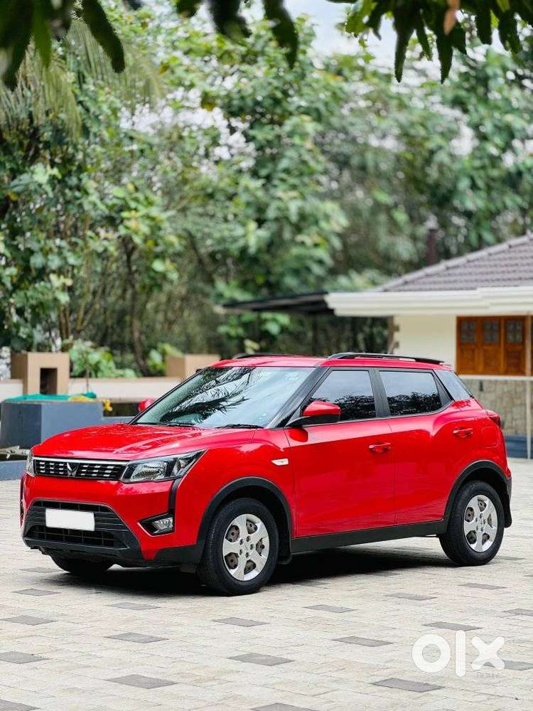 Mahindra Xuv300 W6 Amt Diesel, 2023, Diesel