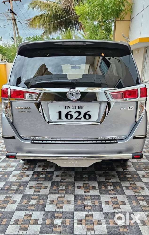 Toyota Innova Crysta 2.4 V 7 Str, 2023, Diesel