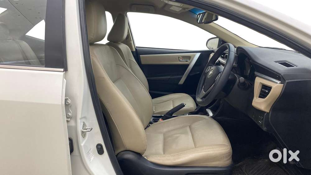 Toyota Corolla Altis 2013-2017 G Mt, 2015, Petrol