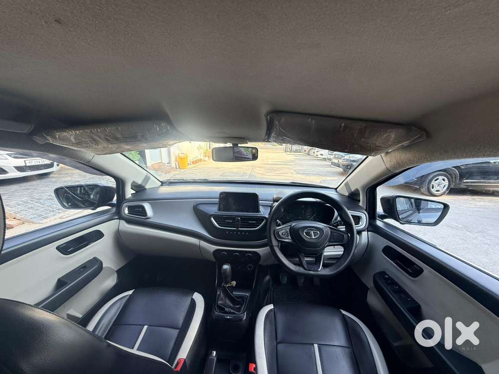 Tata Altroz 1.2 Xm Plus, 2021, Petrol