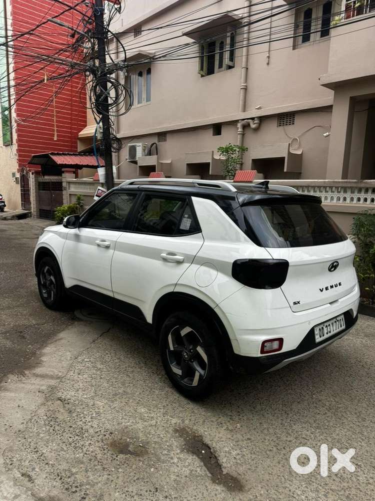 Hyundai Venue 2019 Diesel Well Maintained