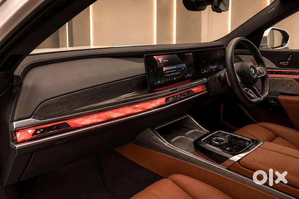Bmw 7 Series 740i M Sport Petrol Automatic, 2025