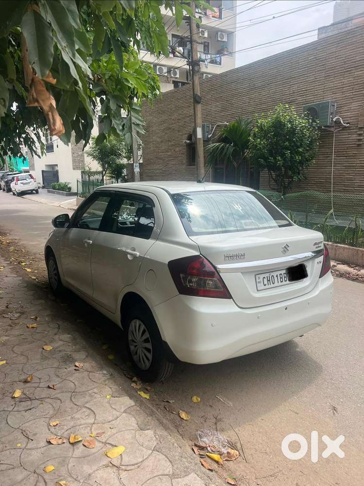Maruti Suzuki Swift Dzire 1.2 Vxi Bsiv, 2015, Petrol