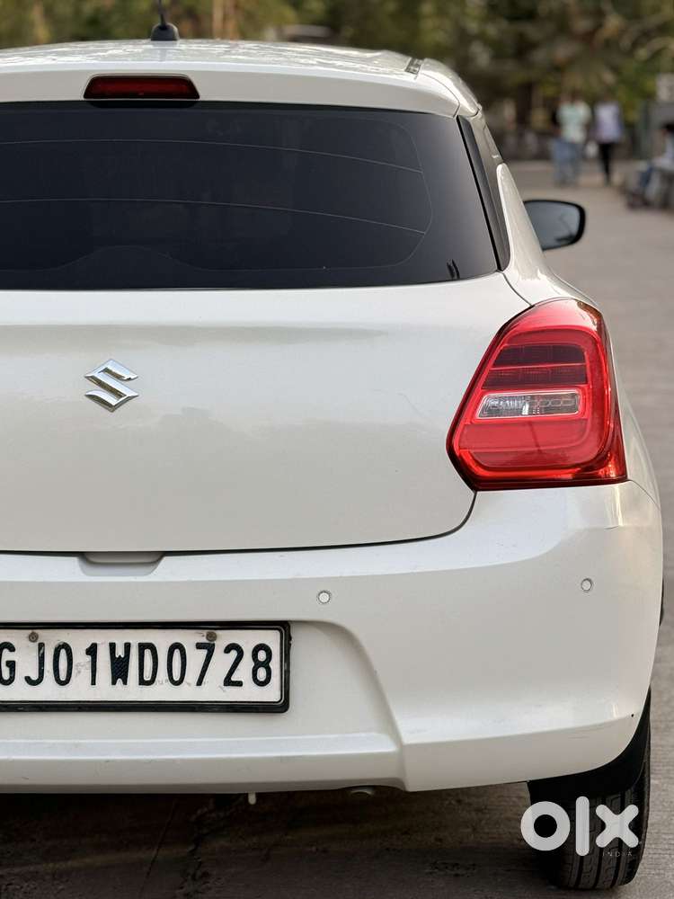 Maruti Suzuki Swift Vxi Optional, 2021, Petrol