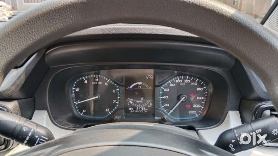 Tata Punch Pure, 2022, Petrol