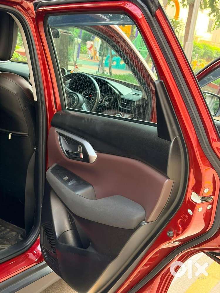 Maruti Suzuki Grand Vitara 2023 Petrol 22906 Km Driven