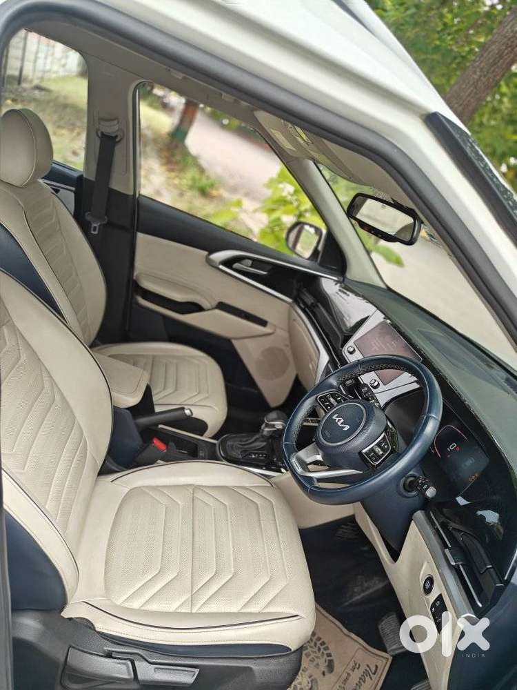 Kia Carens 1.5 Luxury Plus Diesel At 7 Str, 2023, Diesel