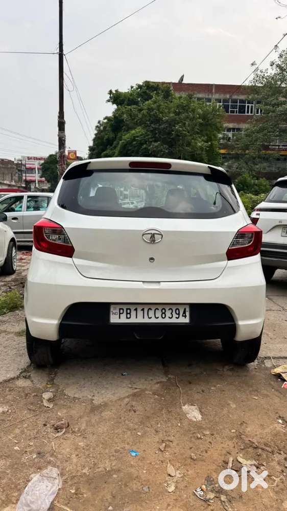 Tata Tiago 2016 Petrol Well Maintained