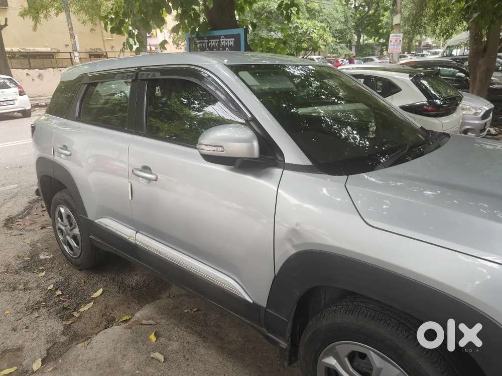 Maruti Suzuki Brezza Lxi 2016