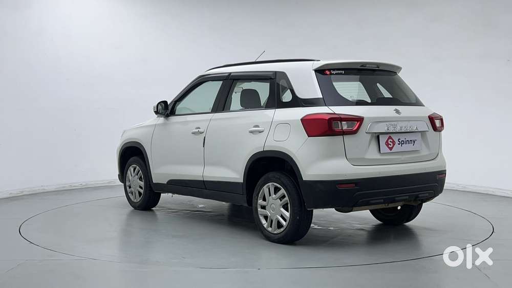 Maruti Suzuki Vitara Brezza 1.5 Vxi, 2022, Cng & Hybrids