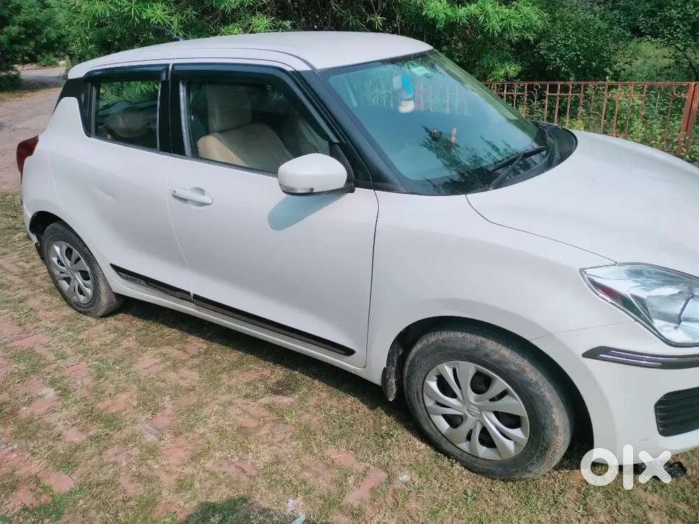 Maruti Suzuki Swift 2022 Petrol 31000 Km Driven