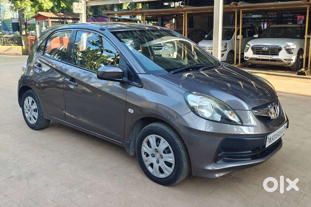 Honda Brio V Mt, 2013, Petrol