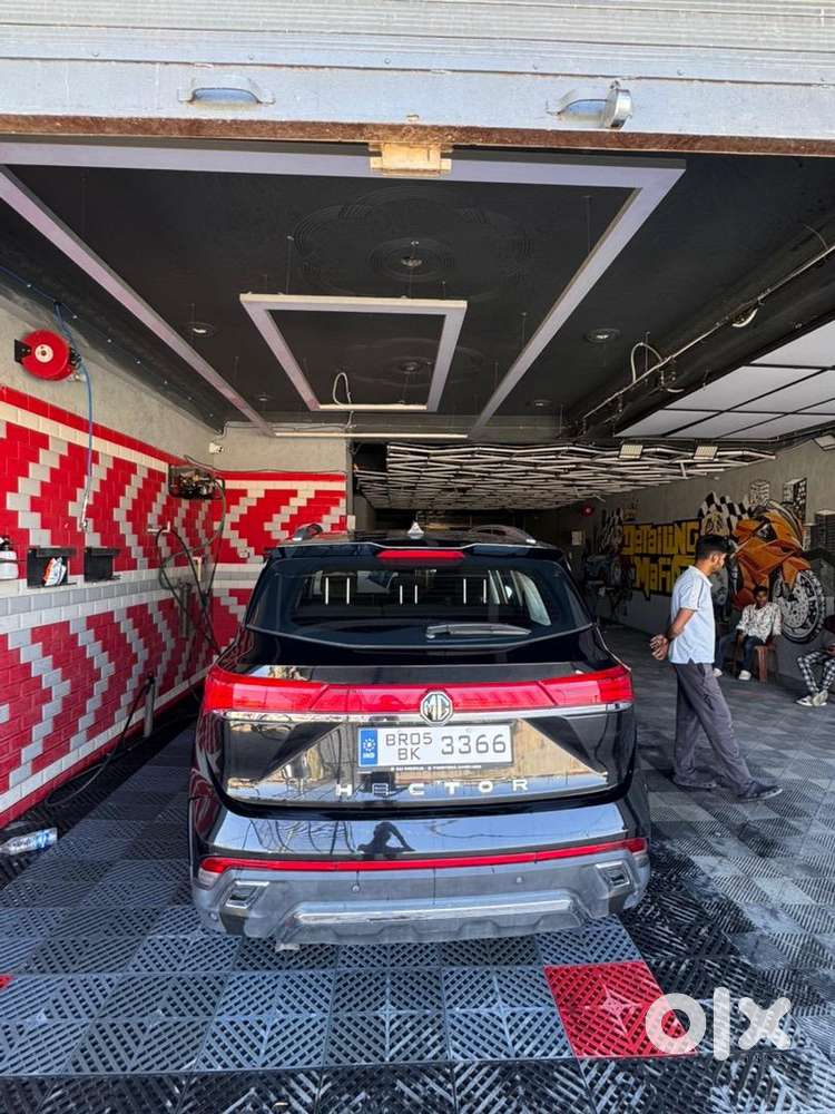 Mg Hector 2025 Petrol Well Maintained