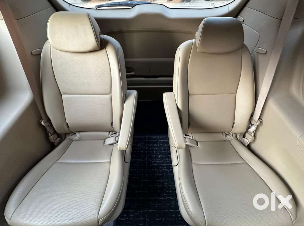 Kia Carnival Prestige, 2022, Diesel