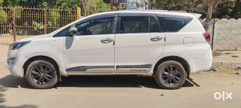 Toyota Innova Crysta Zx 2.4 Diesel 7 Seater, 2017, Diesel