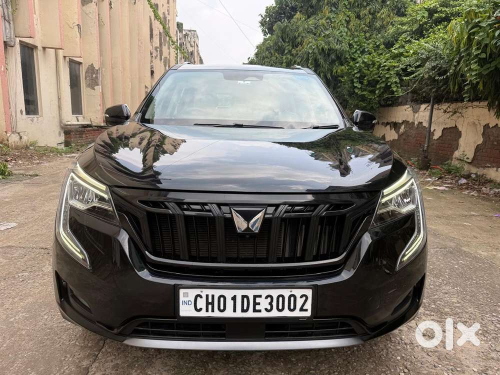 Mahindra Xuv700 2.0 Ax 7 Petrol At Luxury Pack Str, 2026, Petrol