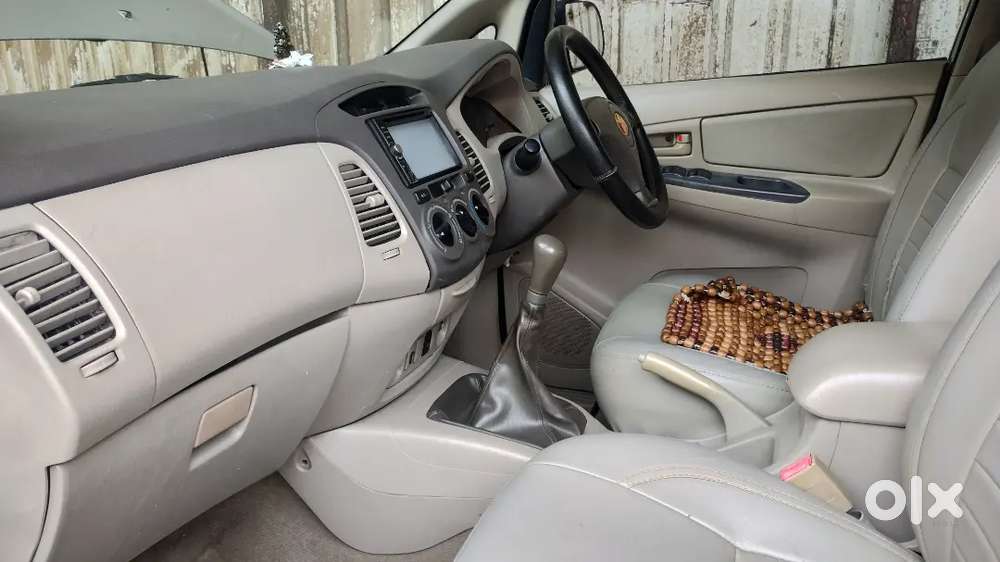 Toyota Innova 2.5 Gx 2011