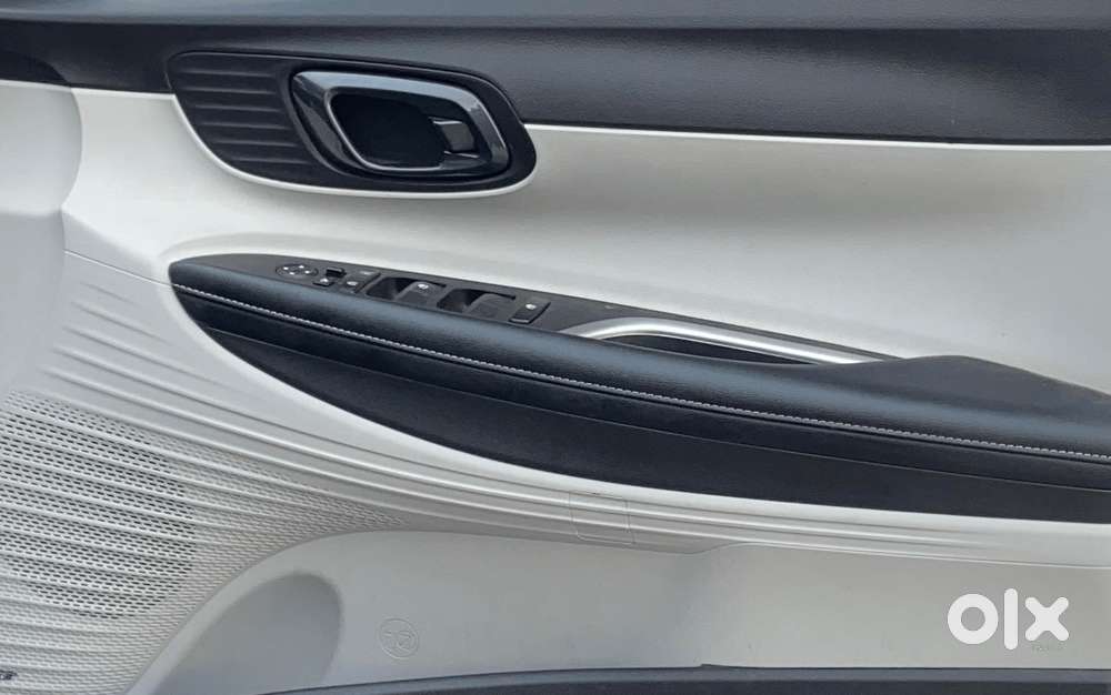 Hyundai New I20 1.2 Asta (o) Ivt, 2025, Petrol